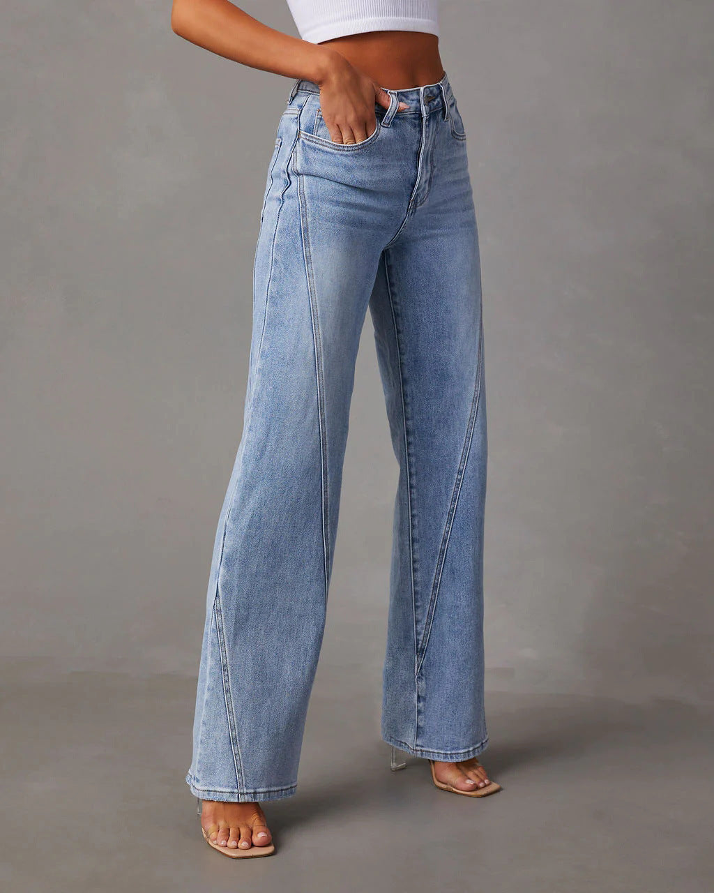 Aislin Line & Curve Jeans