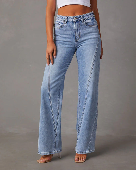 Aislin Line & Curve Jeans