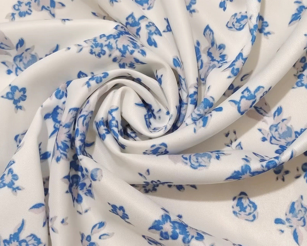 Arelle Blue Flower Kleid