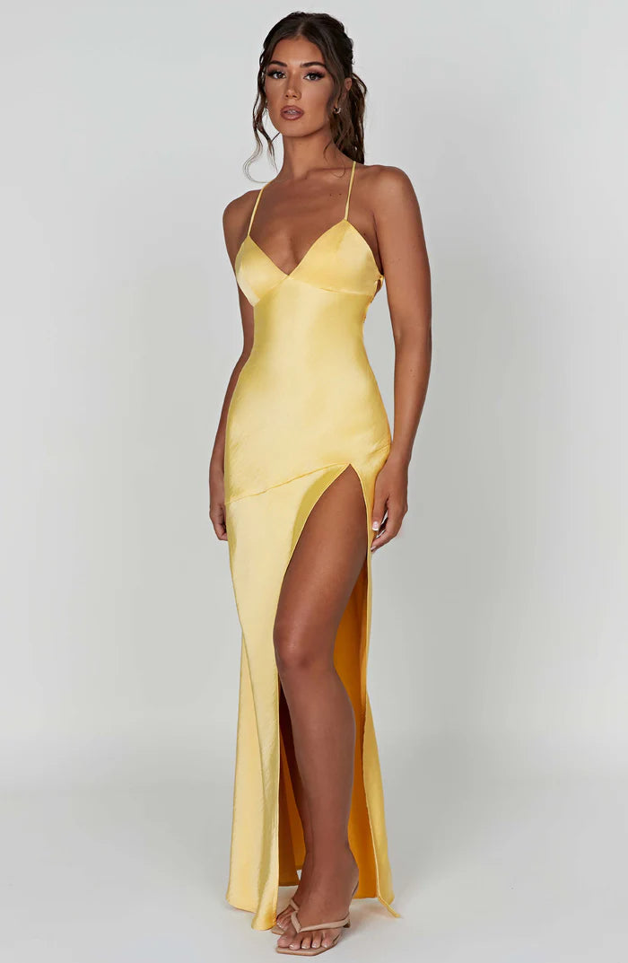 Yasmine Hot Girls Summer Kleid
