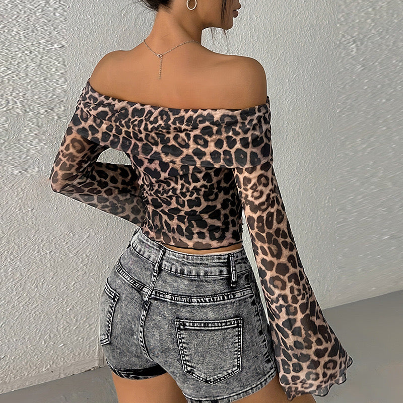 Hira Glamour Kiss Shirt